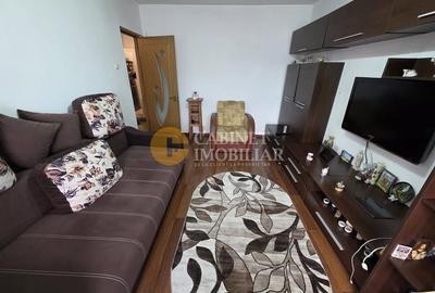 2 Camere Decomandat- Mobilat si utilat- Zona Mircea cel Batran - 2