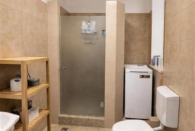 Apartament spatios cu 4 camere in inima orasului, ideal locuinta sau investitie - 14