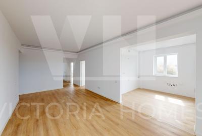 Apartament cu 4 camere semidecomandat în Pipera