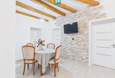 Casă Individuală cu spațiu comercial - Variaș - 19