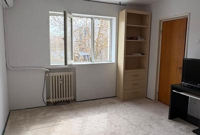 Garsonieră semidecomandată, mobilată în Tei