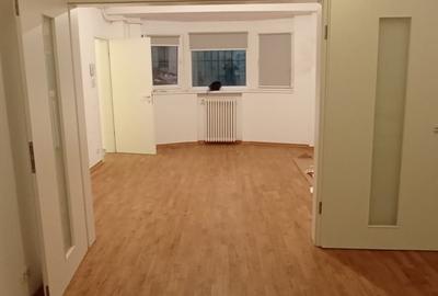 3 camere NEMOBILAT- parter Dacia-Piata Romana metrou 450 m - 4