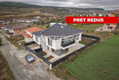 Str. Muntii Rodnei Casa Noua  6 Camere cu 3 Dormitoare | Curte Proprie