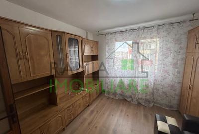 Garsoniera mobilata in Tractorul, aproape de Coresi - 1