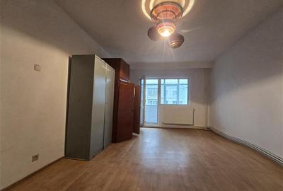 Apartament spatios 3 camere decomandate, 2 bai, etaj 3, zona Mioritei, Bacau - 3