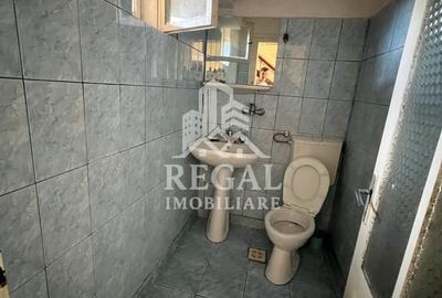 PRET NOU - Casă de vânzare – construcție solidă și spațioasă - 13
