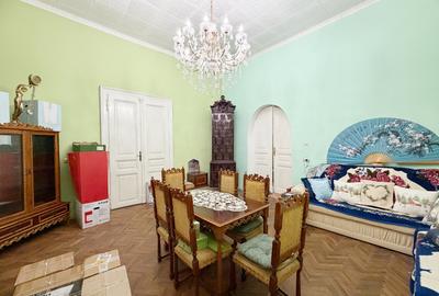 Apartament cu 4 camere semidecomandat în Complex Studențesc