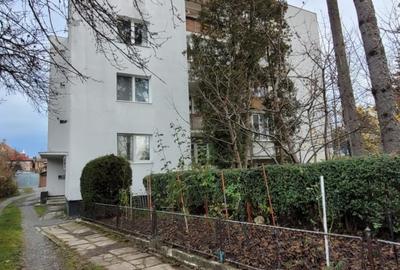 De vânzare apartament cu 2 camere pe str. Republicii - 10