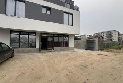 Spațiu comercial de închiriat – vitrină stradală, parcare, zonă rezidențial - 1