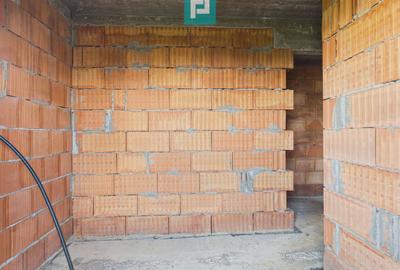 Casă la roșu cu  6 camere,  teren 500 mp în Aluniș - 11