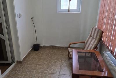 2 camere Central etajul 1, zona Teatru - 10