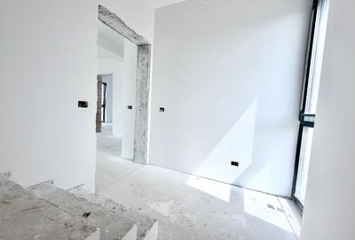 Casa P+2Et. 8 cam. Util 180mp. Teren 250mp. Pozitie stradala - 13