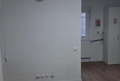 Unirii-Nerva Traian,apartament 2 camere de vanzare parter,nemobilat - 2