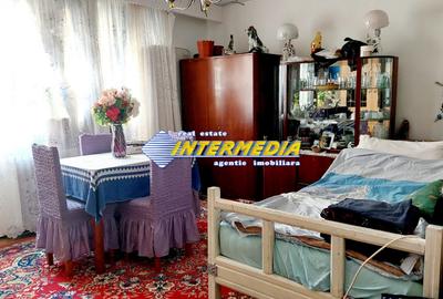 Apartament 2 camere de vanzare Alba Iulia zona Cetate etaj 1 - 2