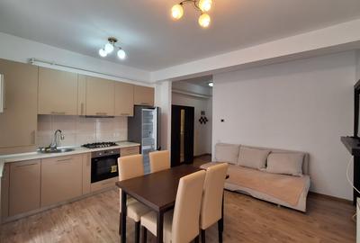 Apartament cu 3 camere nedecomandat, mobilat în 13 Septembrie