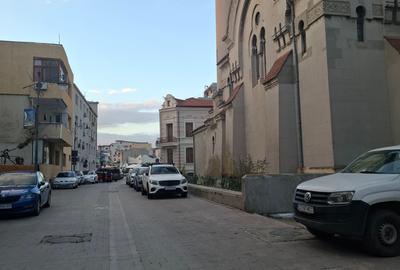 Apartament cu 3 camere circular în Peninsula