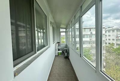 Apartament 2 camere, semidecomandat, 61 mp, ac, metrou aproape, 1 Mai - 6