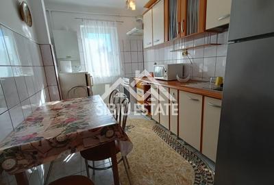 Apartament de vanzare cu 3 camere, decomandat -55 mp. balcon, pivnita - 5
