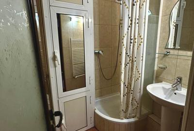 Garsoniera etaj intermediar in cartier Racadau - 6