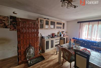 Casa cu 3 camere si teren de 2096 mp in Ianova - 1