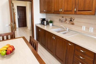 Apartament modern 2 camere cu balcon si loc de parcare zona Centrala - 6