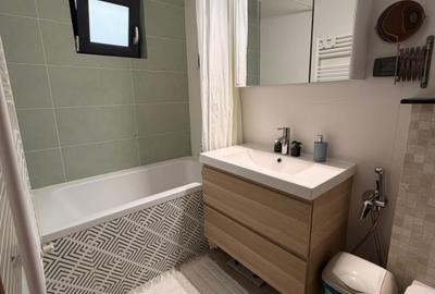 Apartament cu 3 camere, decomandat,renovat, direct proprietar, str. Badea Cartan - 6