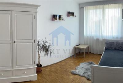 Apartament 3 camere, Central - 7