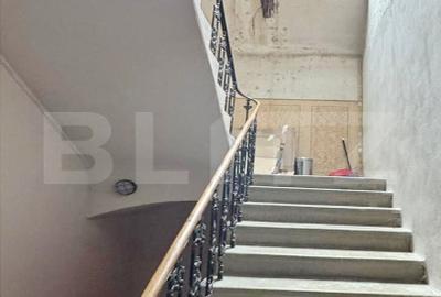 Pod spaițos, transformabil în apartamente, 285 mp, Piața Sfatului - 11