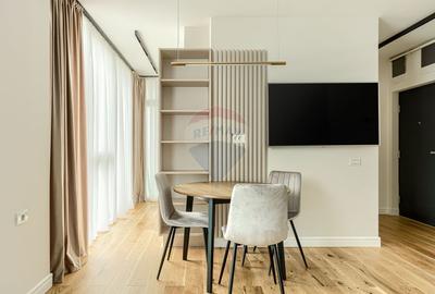 Apartament cu 2 camere semidecomandat, mobilat în Ultracentral