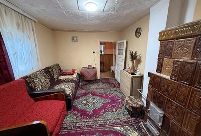 Casa demolabila  și teren 800mp cu toate utilitățile deschidere 26,5mp - 5