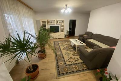 Casa cu 4 camere+spatiu comercial de vanzare in Unirii - 3