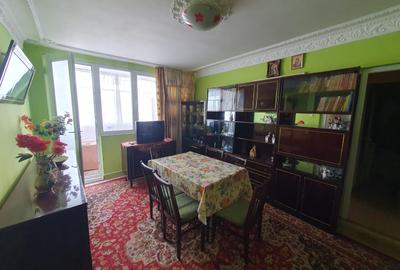 Apartament cu 3 camere in Tiglina 1 etaj 2 bloc cu subsol