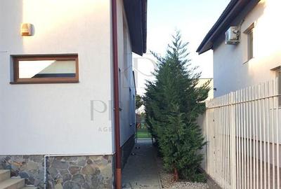 Duplex cu 4 camere în Moșnița Nouă