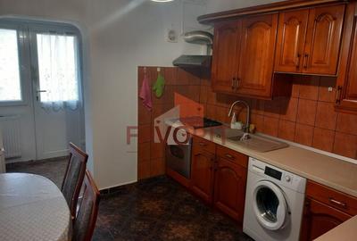 3 camere | decomandat | centrala proprie | boxa | zona excelenta | 2 bai | - 4
