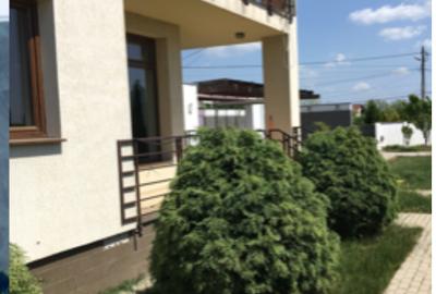 Casă cu 5 camere în Exterior Vest