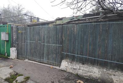 Casă bătrânească + teren 207 mp în Medeea – zonă liniștită – proprietar - 1