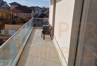 Apartament cu 2 camere semidecomandat, mobilat în Central