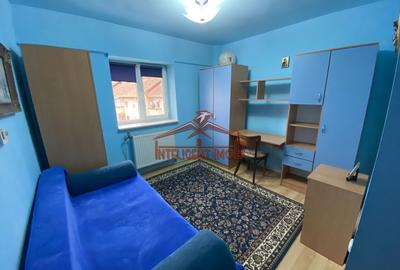 Apartament cu 3 camere pe Strada Constitutiei Judet Sibiu - 6