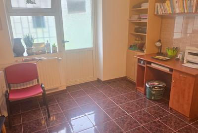 Vand garsoniera decomandata in Deva, zona Zamfirescu, parter, scurgeri separate - 6