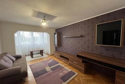 Apartament cu 3 camere decomandat în Șagului