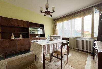 Apartament 3 camere decomandat, 53mp utili, balcon 4mp, etaj2 -Dambovita