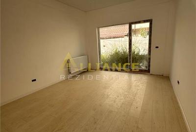 Duplex cu 3 camere în Central