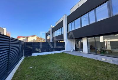 Duplex cu 5 camere în Central