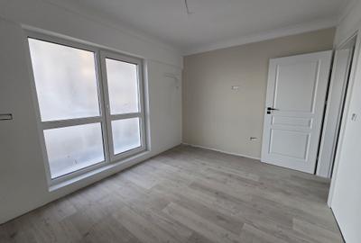 Apartament cu 2 camere decomandat în Galata