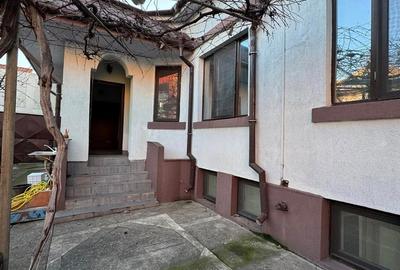 OCAZIE LA VANZARE - CASA CARAMIDA 6 CAMEE - ZONA ICIL - - 31