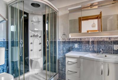 Universitate bld Carol Parcu Izvorul Rece Casa 11 camere, 2 locuri de parcare - 23