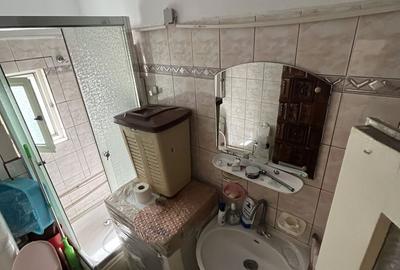 Casa/Vila cu 5 camere de vanzare Central - 5