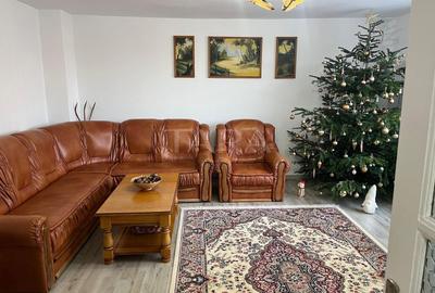 Vanzare casă cu 6 camere,  zona Someseni, central. Ideal familie. - 1