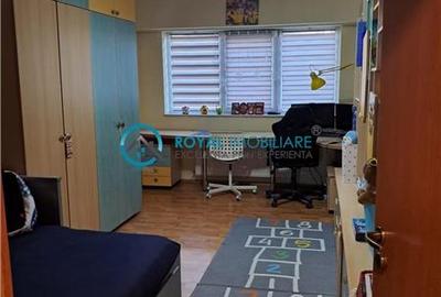 Royal Imobiliare - Vanzare apartament 4 camere zona Piata Mihai Viteazu - 9