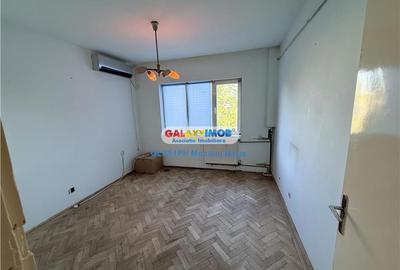 Apartament cu 2 camere semidecomandat, mobilat în Nord